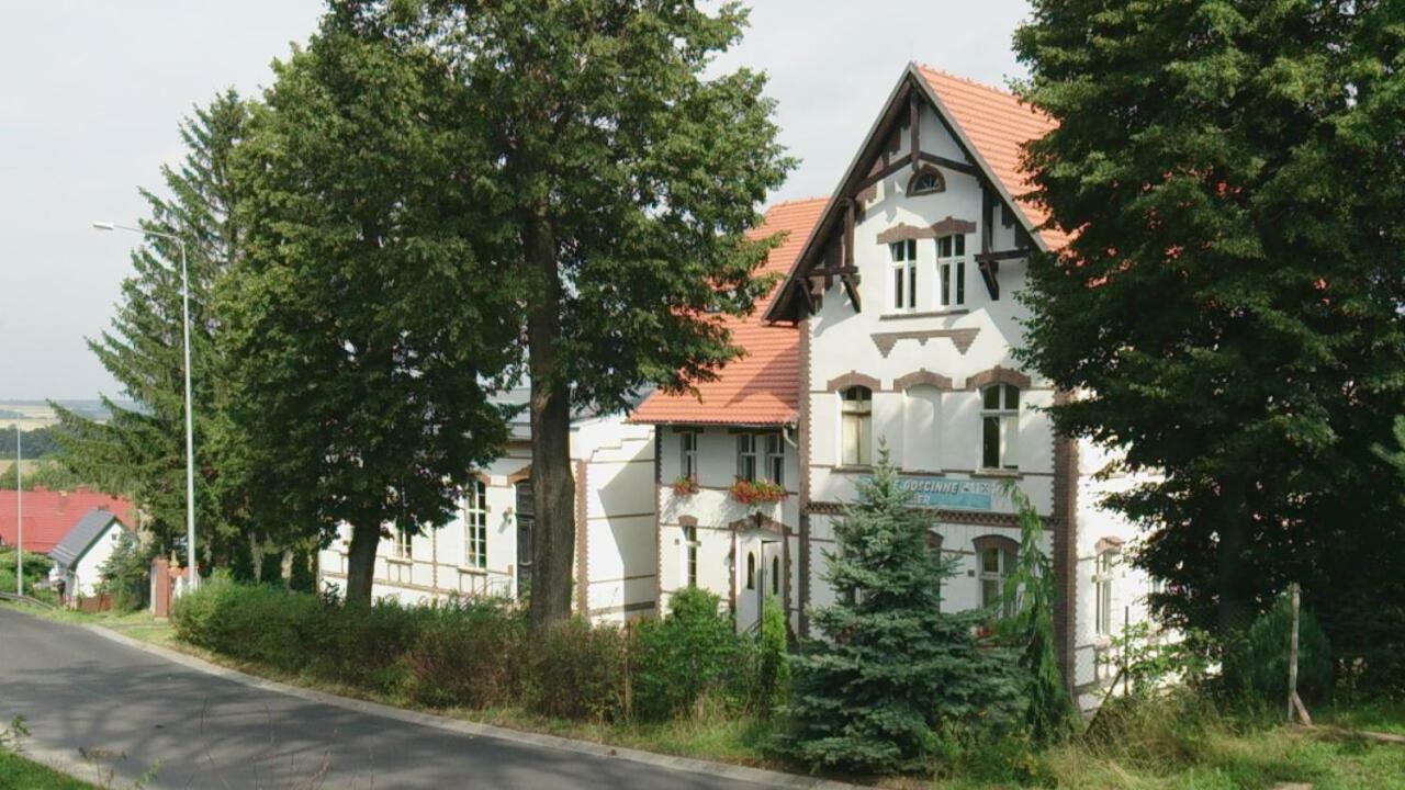 Apartamento Dom Pod Orlimi Skalami - Blisko Zamku Czocha Leśna Exterior foto