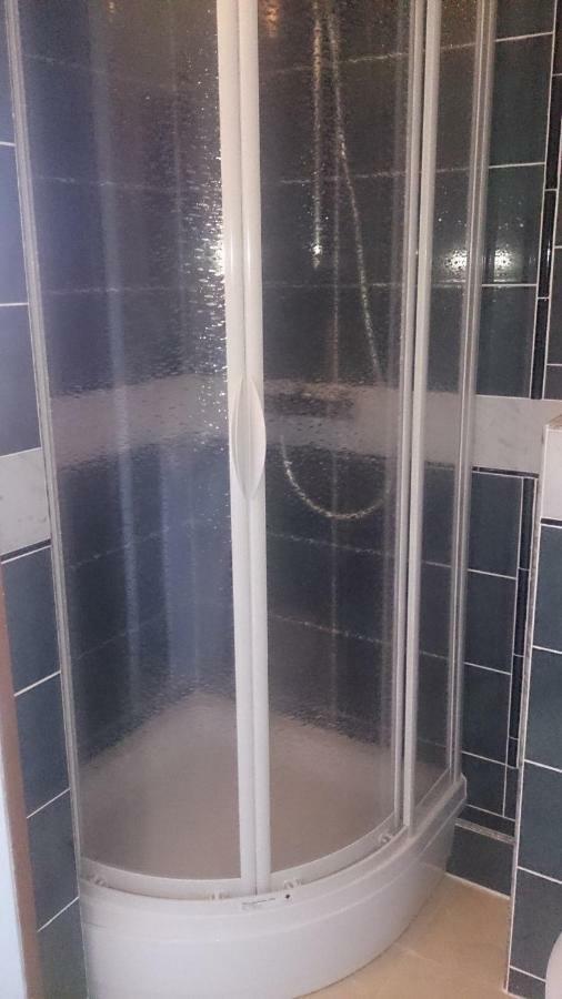 Apartamento Dom Pod Orlimi Skalami - Blisko Zamku Czocha Leśna Exterior foto
